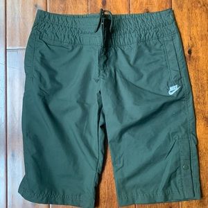Nike women’s athletic Bermuda shorts. Hunter green. Excellent condition size S
